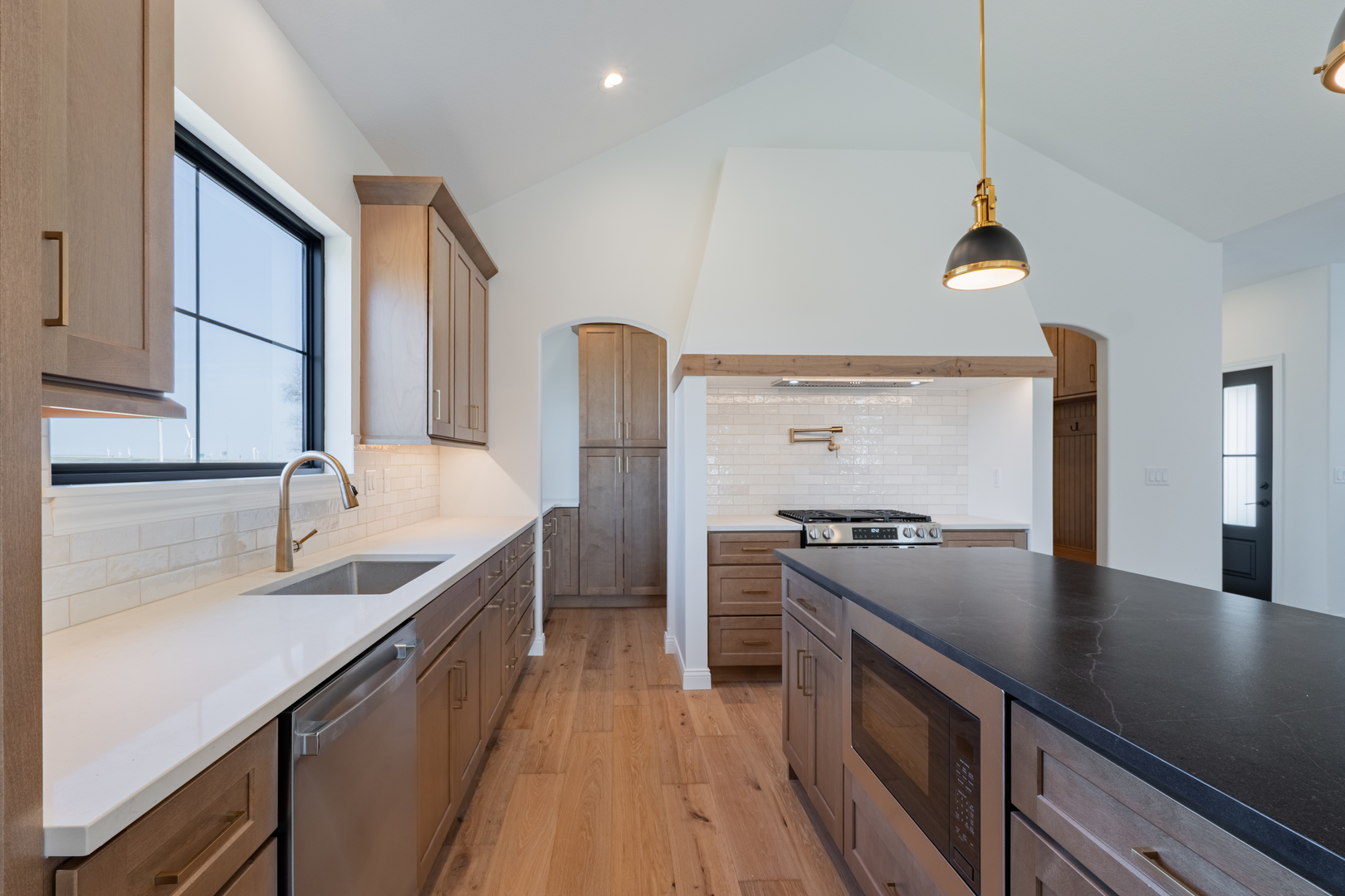 214 Allison Road, Lexington, IL 61753