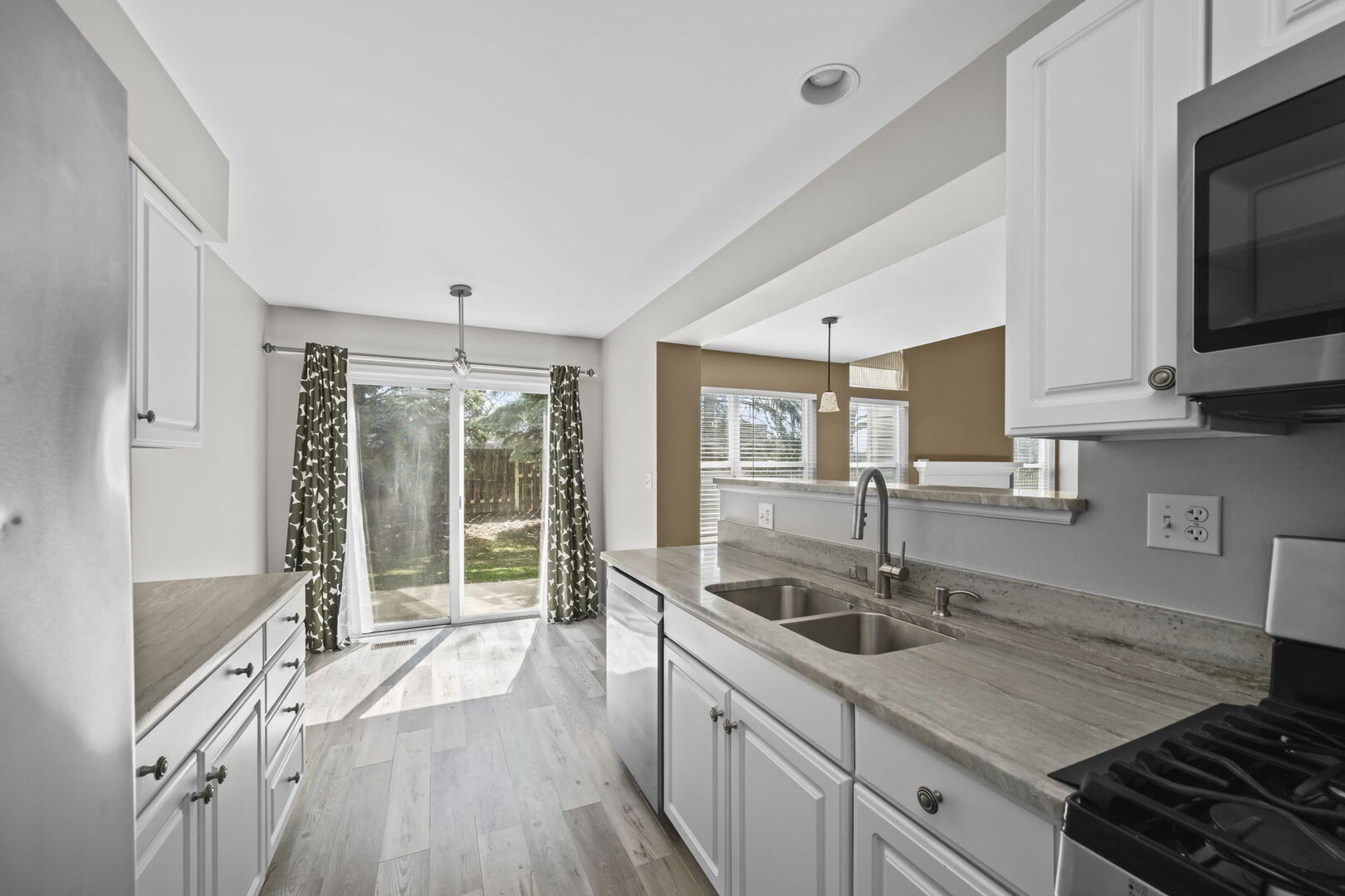 1165 Windham Lane #1165, Elk Grove Village, IL 60007