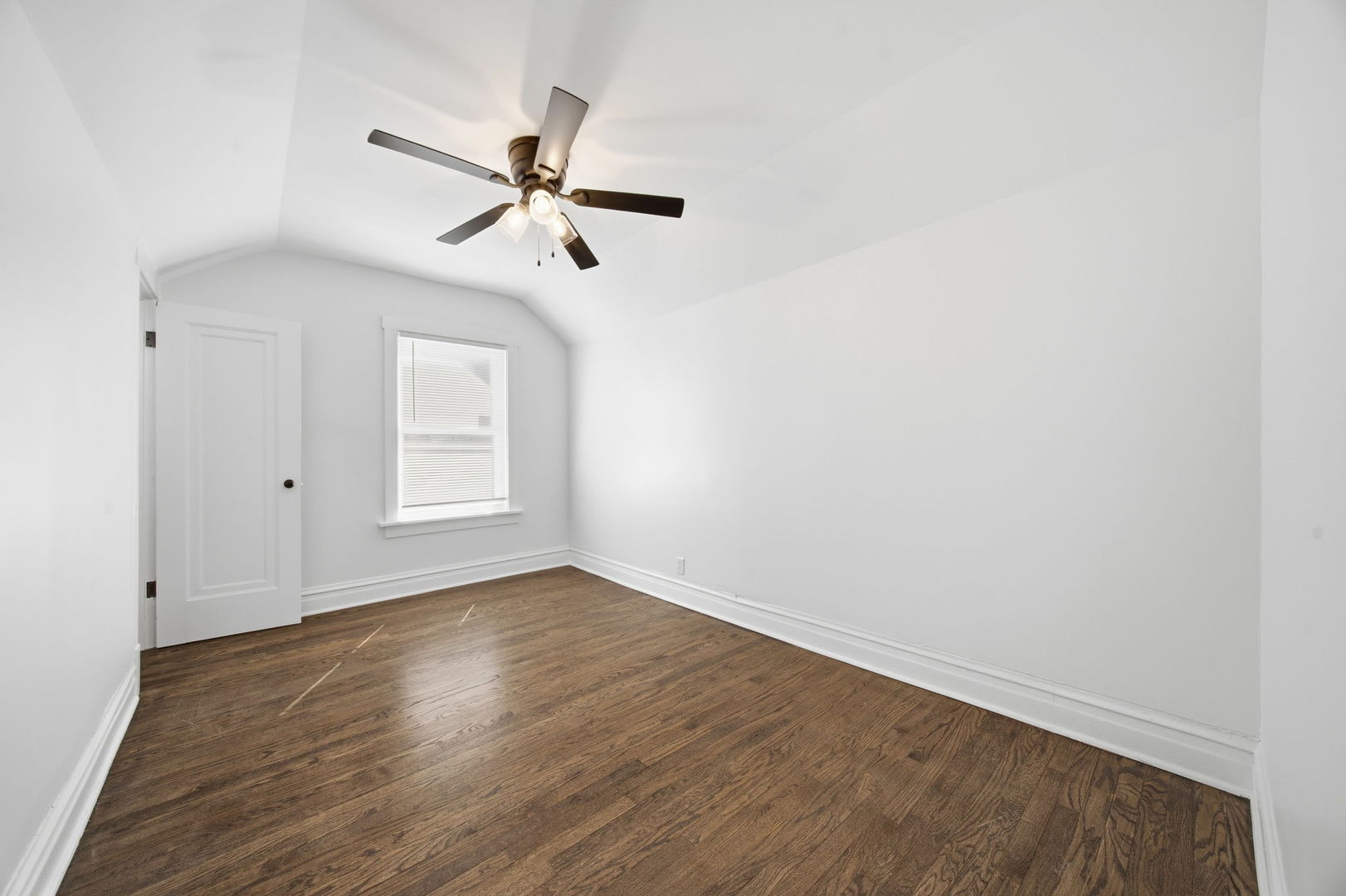 12211 Irving Avenue, Blue Island, IL 60406