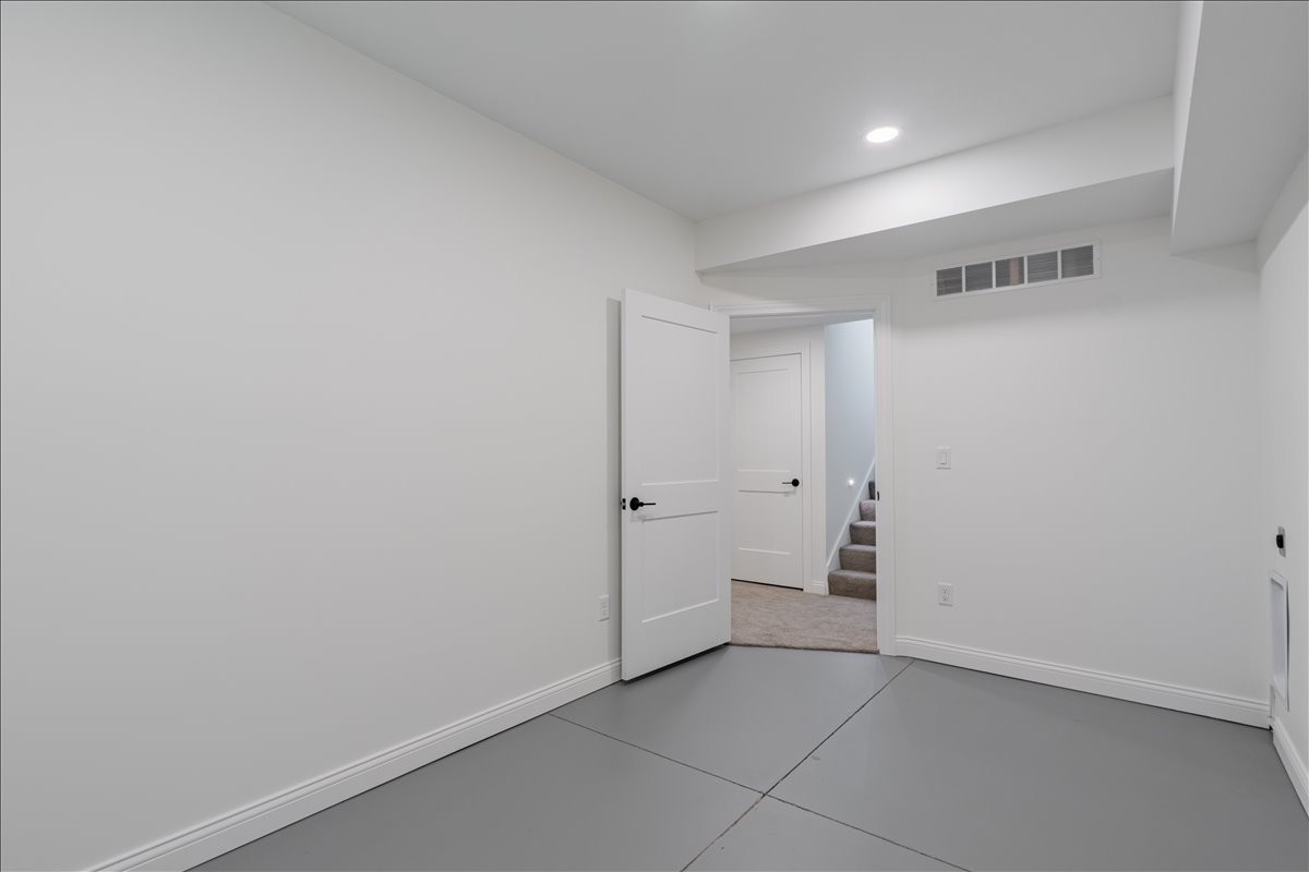 212 Allison Road, Lexington, IL 61753