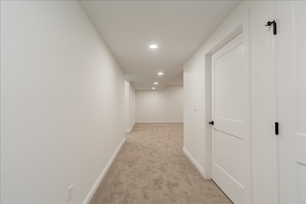 212 Allison Road, Lexington, IL 61753