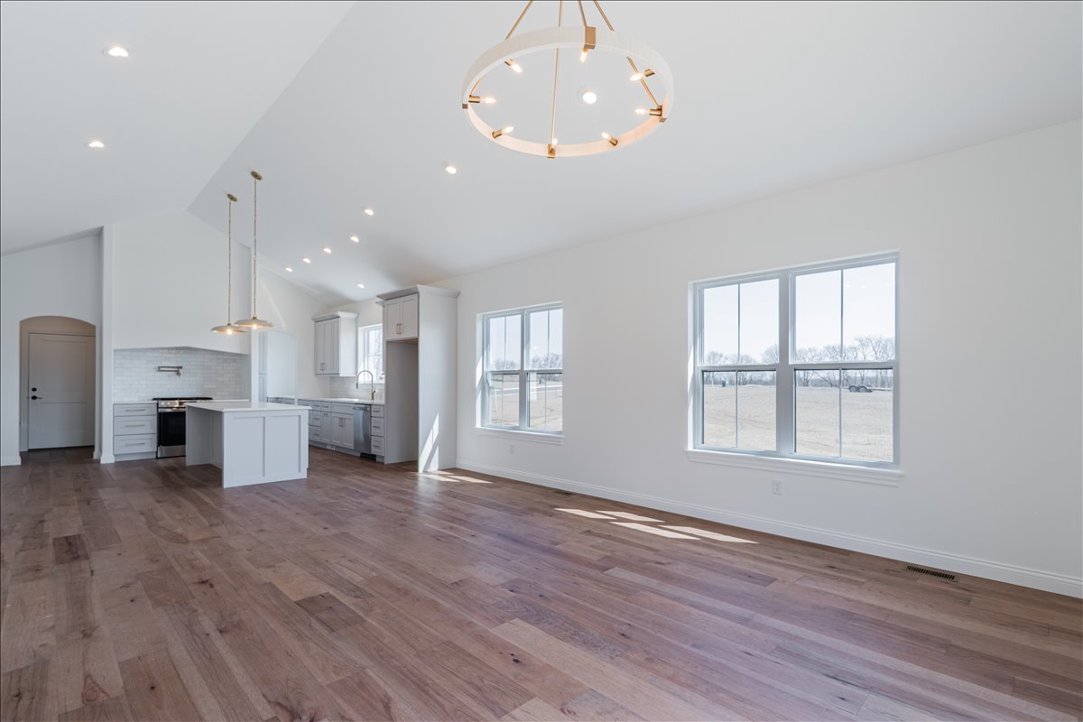 212 Allison Road, Lexington, IL 61753