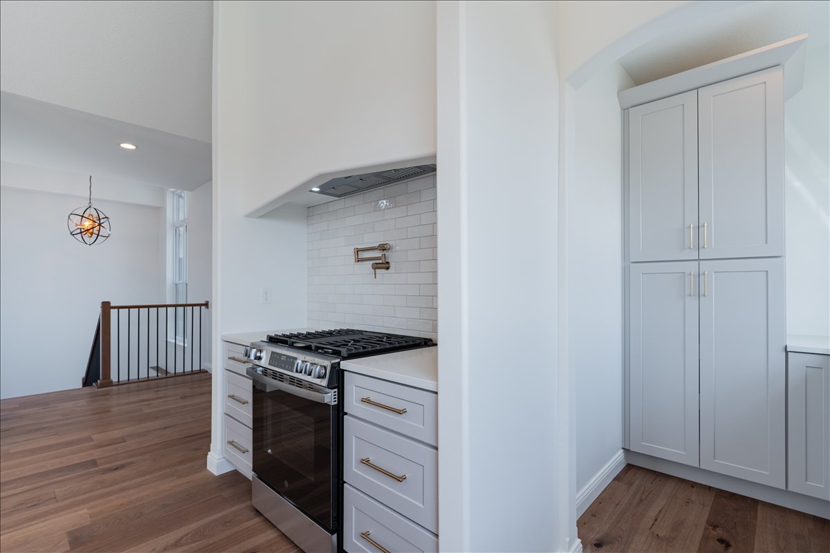 212 Allison Road, Lexington, IL 61753