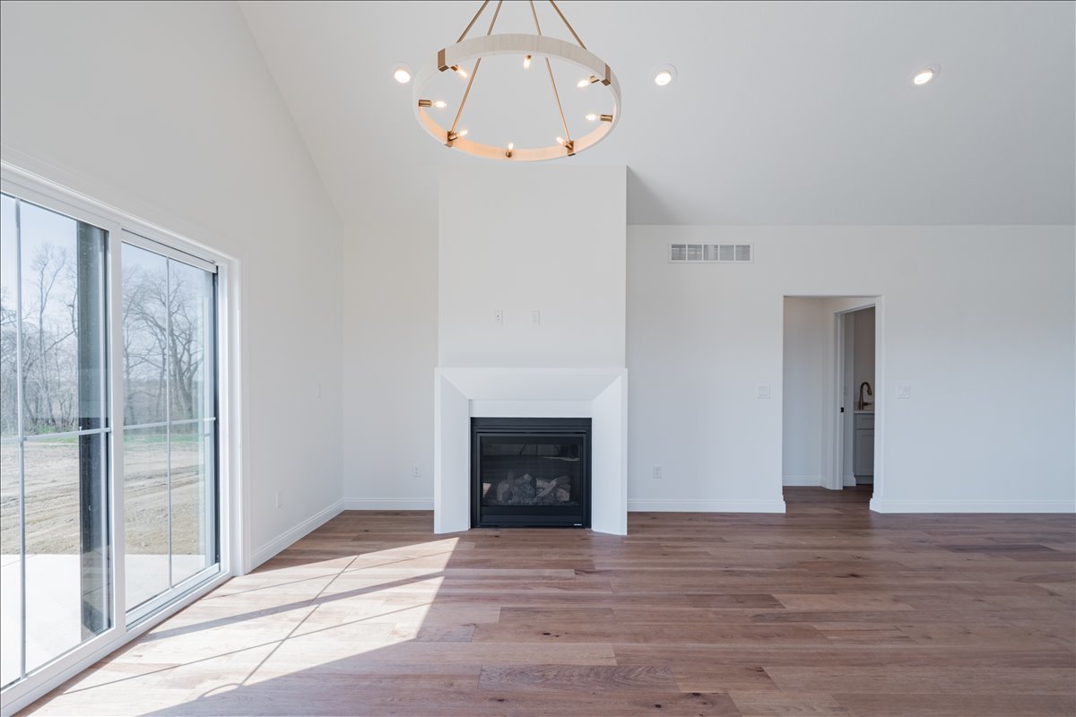 212 Allison Road, Lexington, IL 61753