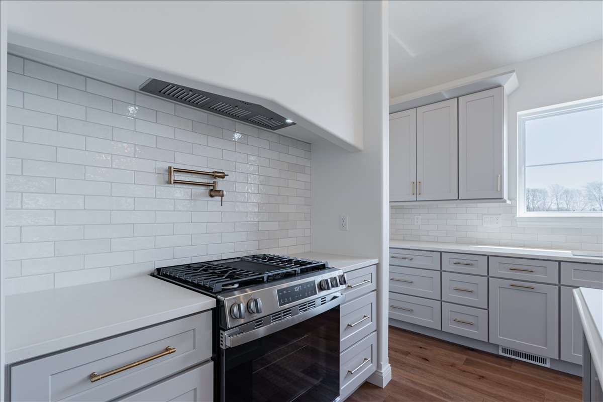 212 Allison Road, Lexington, IL 61753