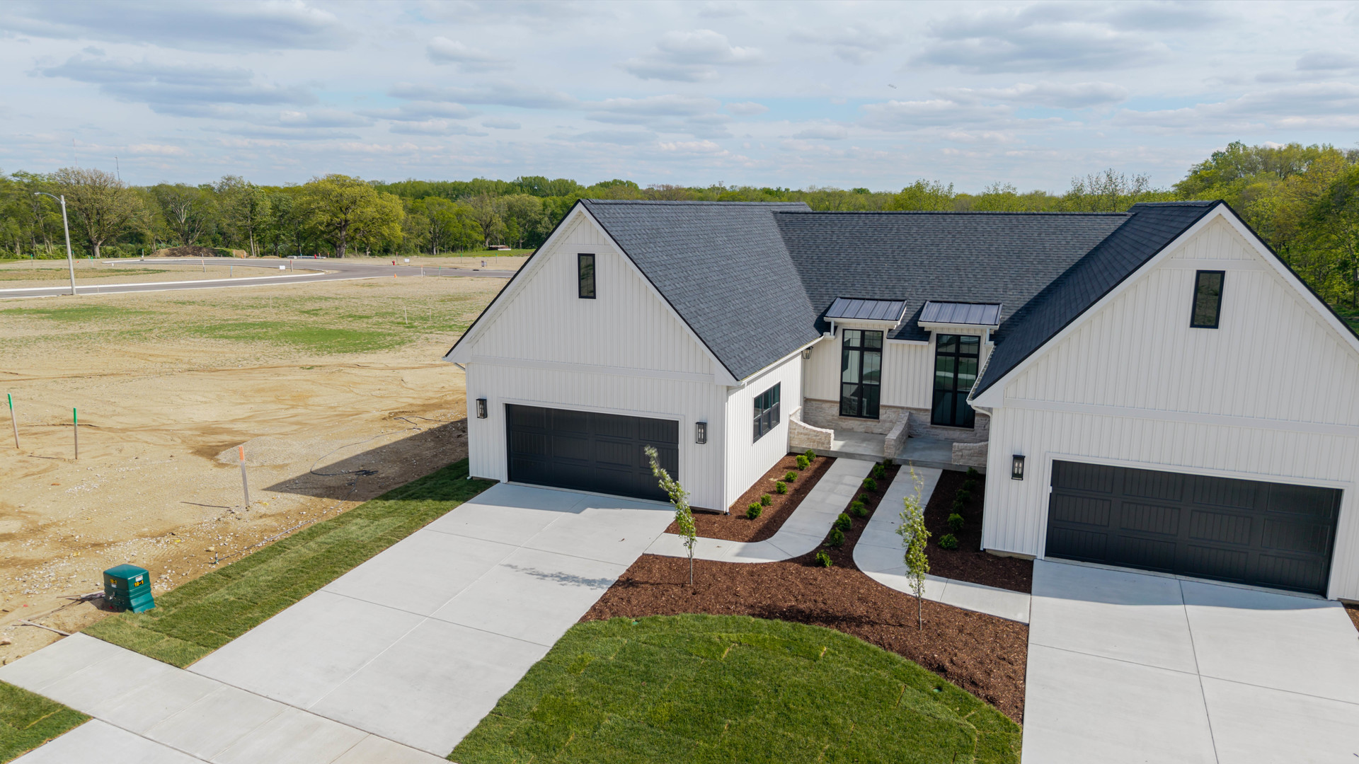 212 Allison Road, Lexington, IL 61753