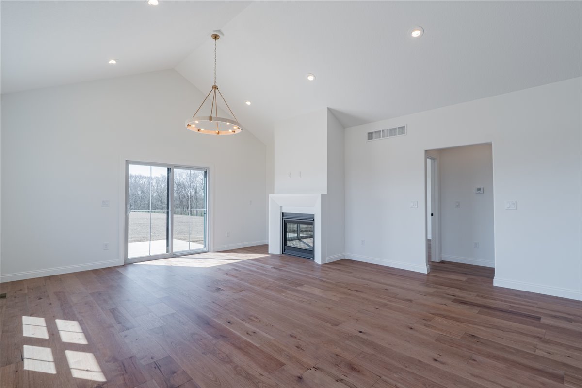 212 Allison Road, Lexington, IL 61753