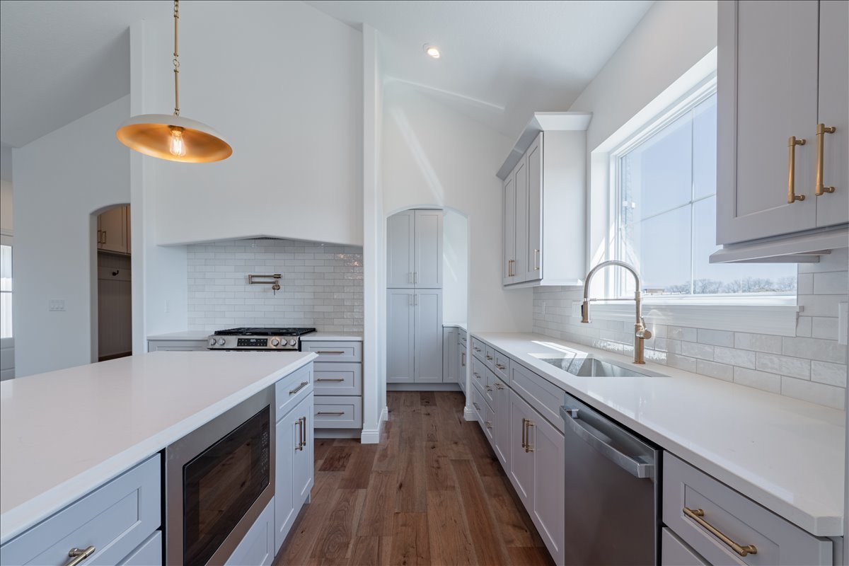 212 Allison Road, Lexington, IL 61753