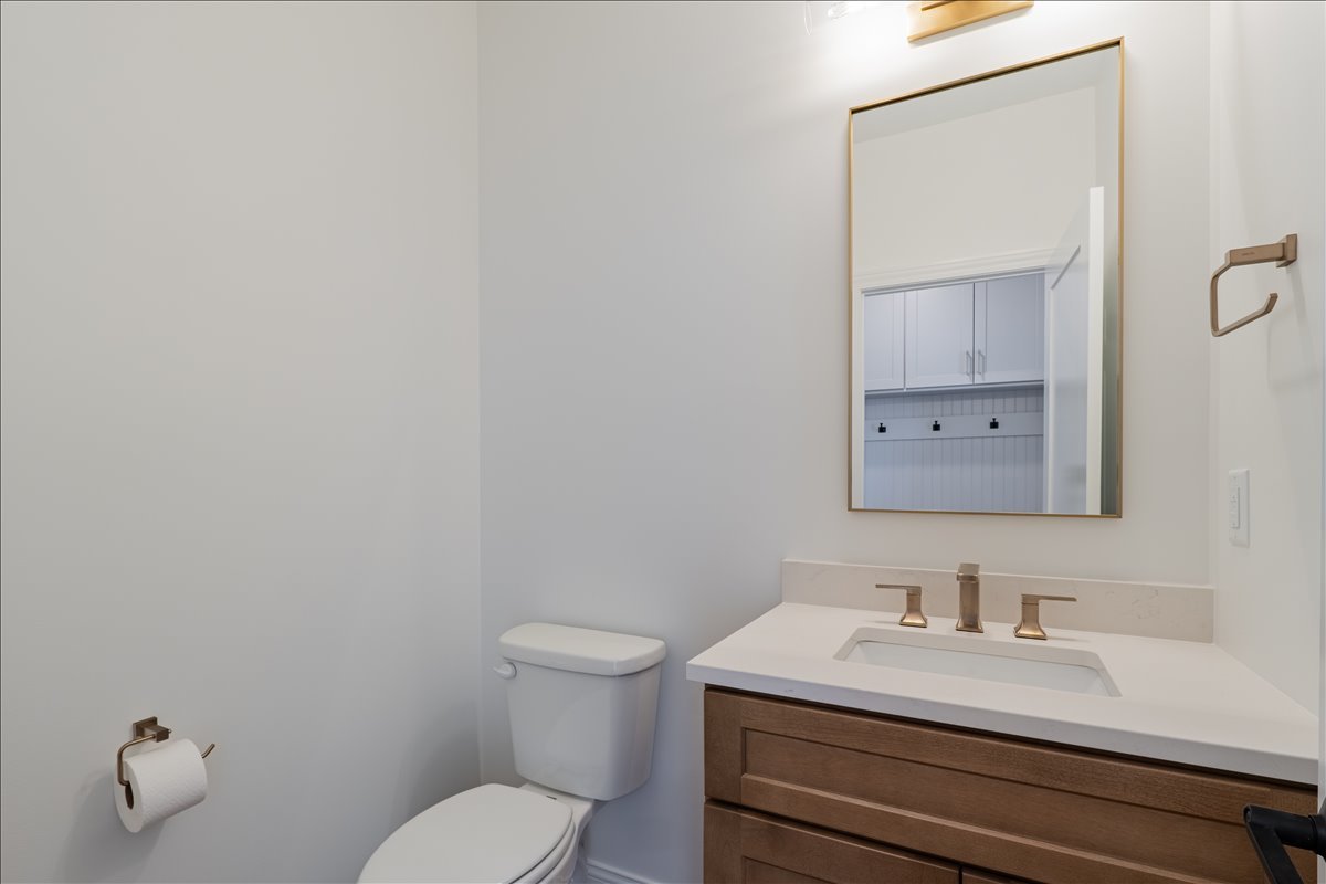 212 Allison Road, Lexington, IL 61753