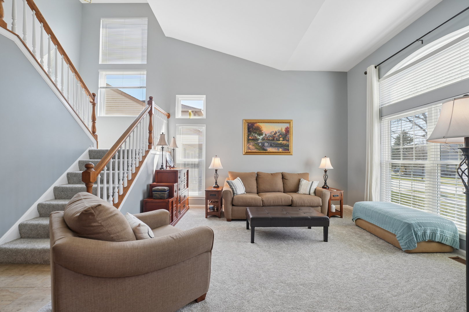 829 Renaissance Drive, Carol Stream, IL 60188