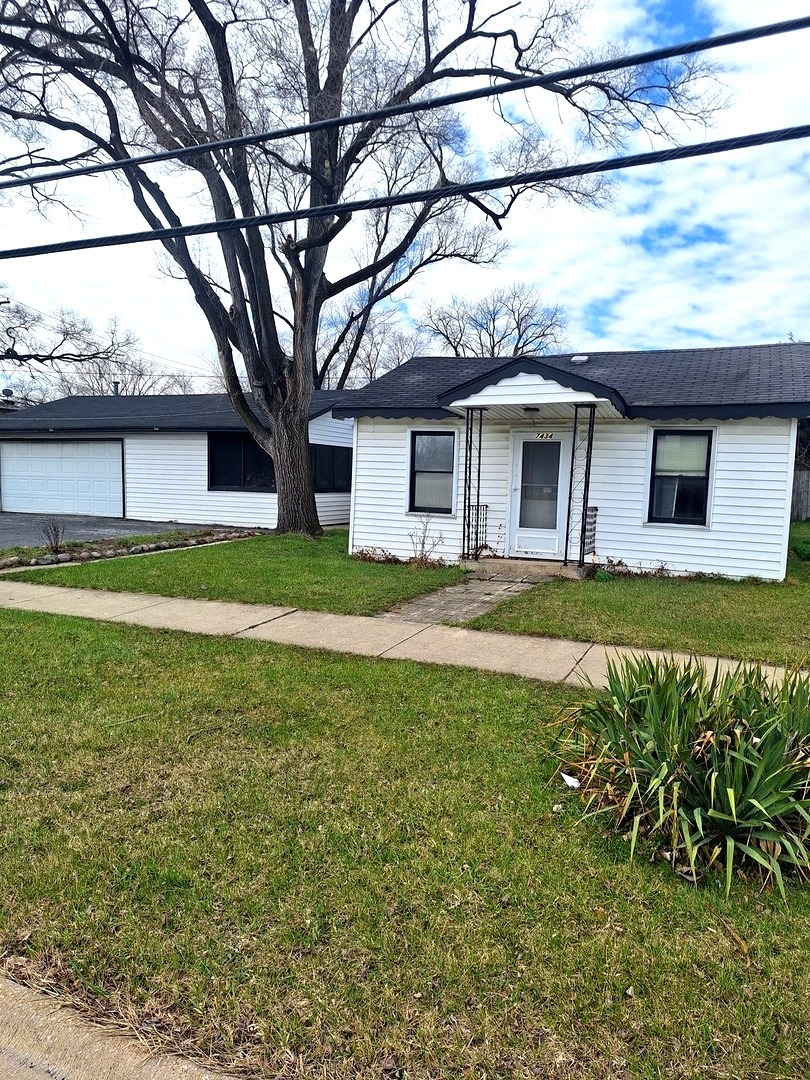 7434 S Nottingham Avenue, Chicago, IL 60638