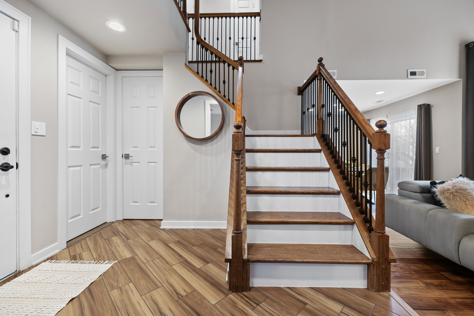 145 E Raleigh Court, Bloomingdale, IL 60108