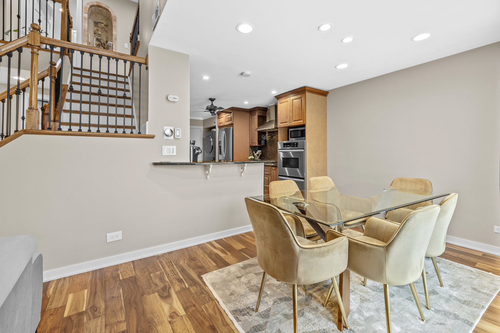 145 E Raleigh Court, Bloomingdale, IL 60108