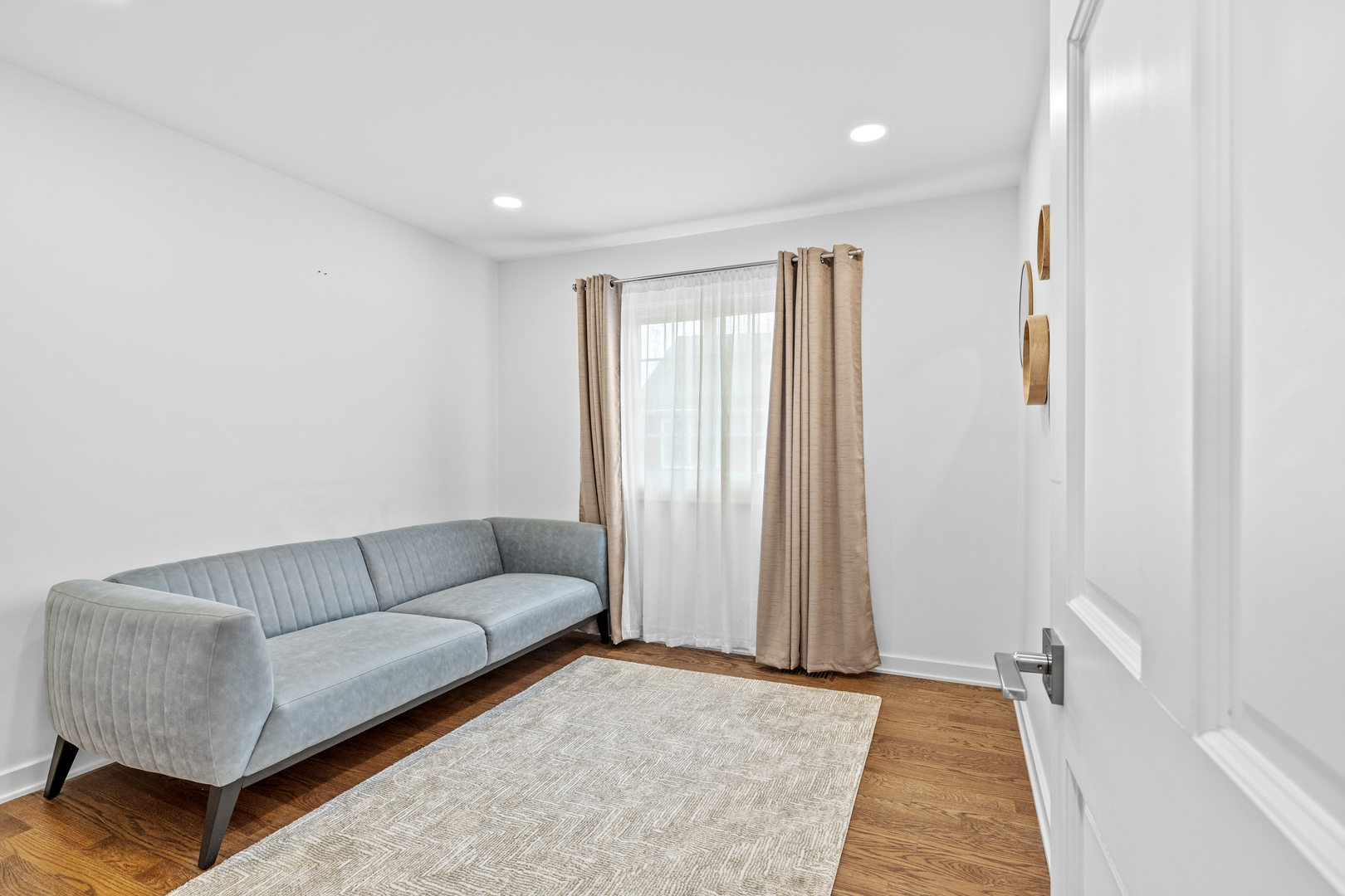 145 E Raleigh Court, Bloomingdale, IL 60108