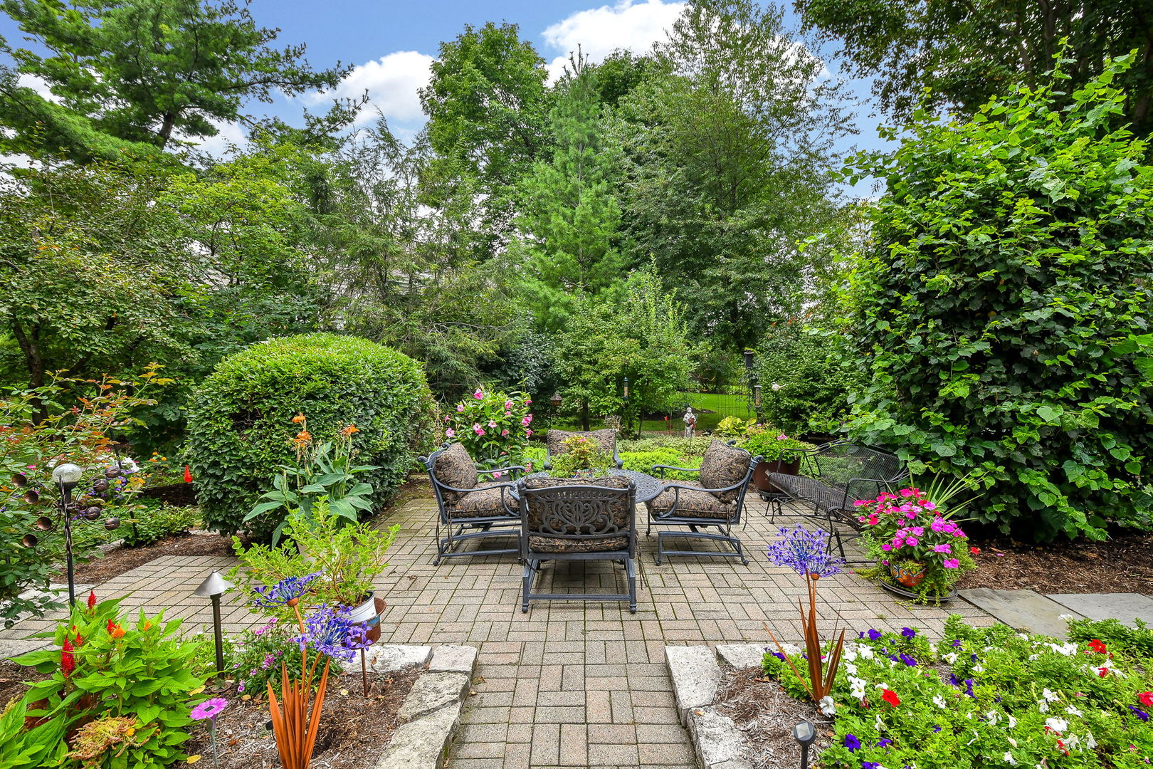 1580 Turnberry Court, Geneva, IL 60134