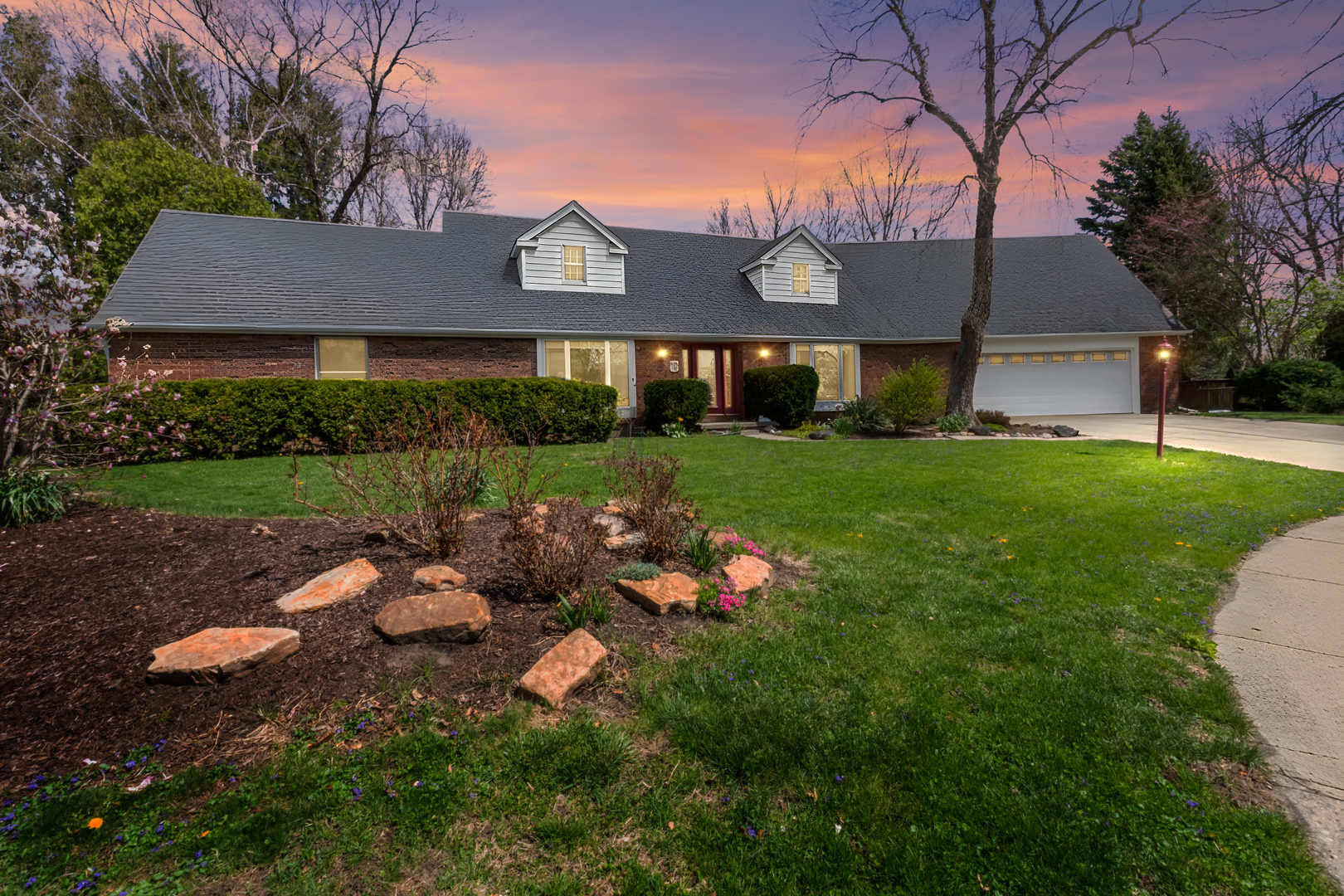 1908 Woodfield Road, Champaign, IL 61822