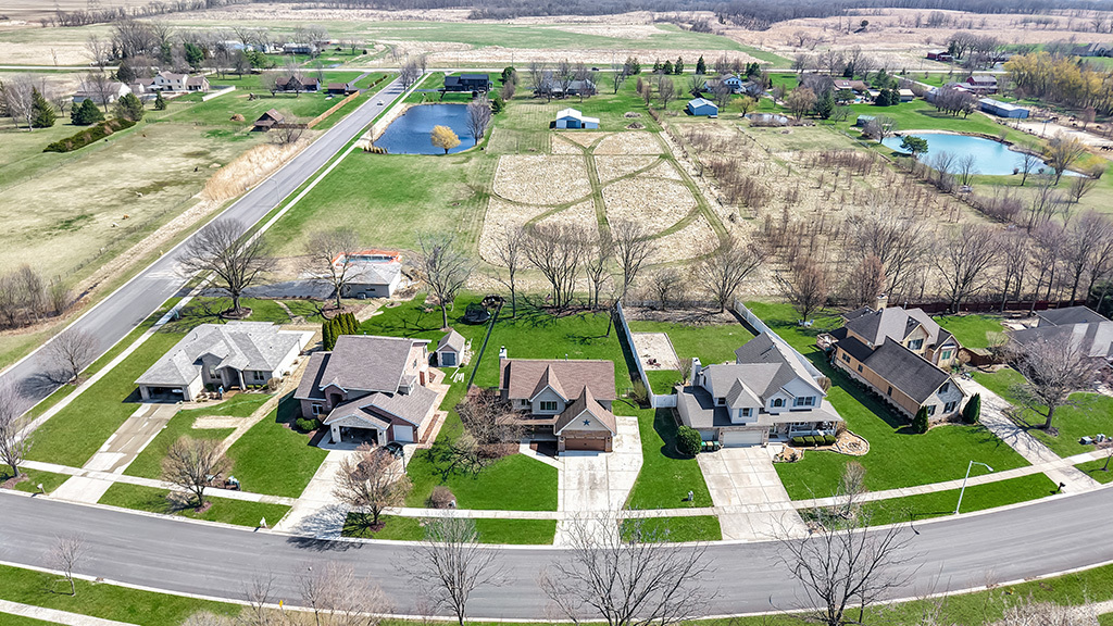 26511 S Overland Drive, Channahon, IL 60410