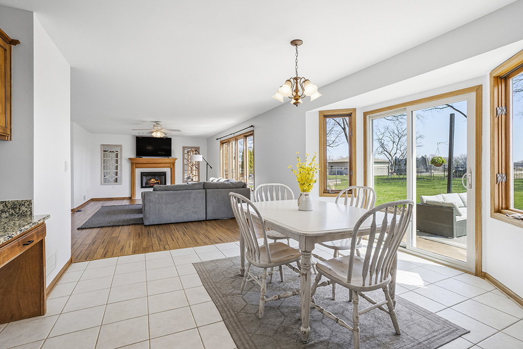 26511 S Overland Drive, Channahon, IL 60410