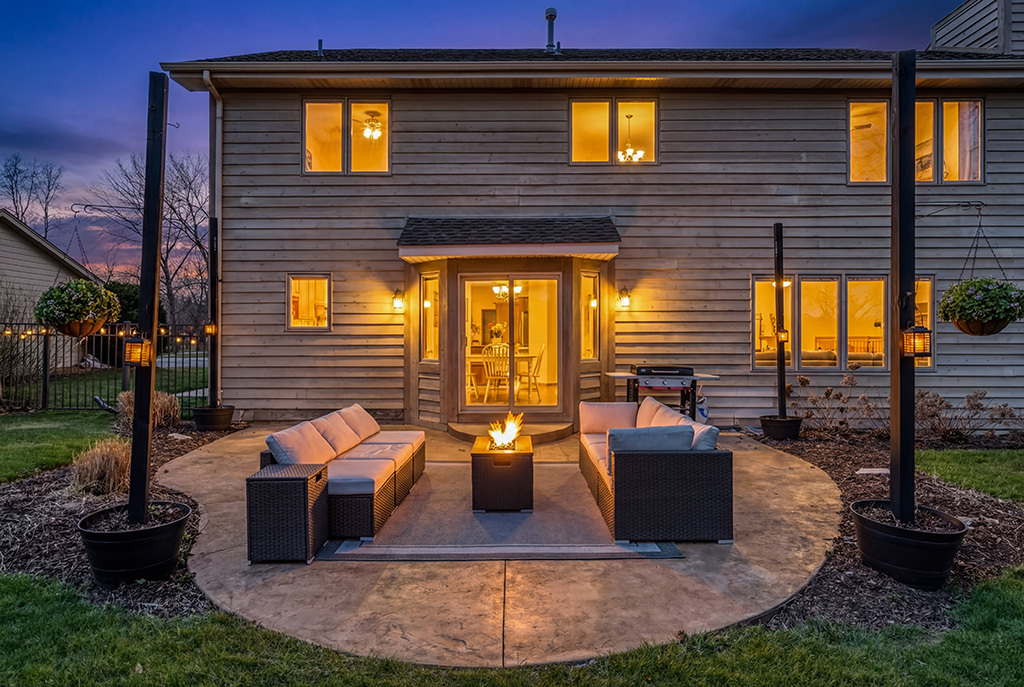 26511 S Overland Drive, Channahon, IL 60410