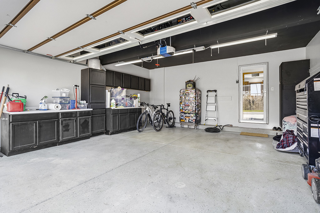 26511 S Overland Drive, Channahon, IL 60410