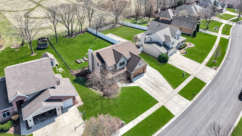 26511 S Overland Drive, Channahon, IL 60410