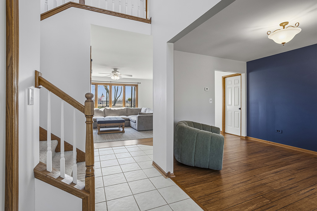 26511 S Overland Drive, Channahon, IL 60410