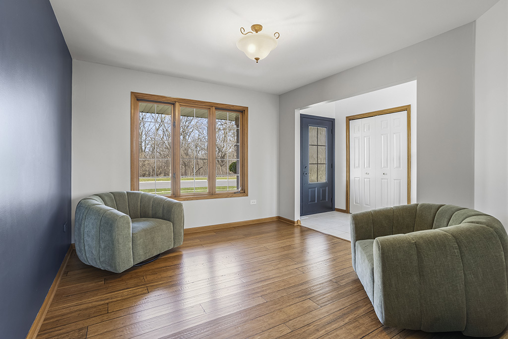 26511 S Overland Drive, Channahon, IL 60410