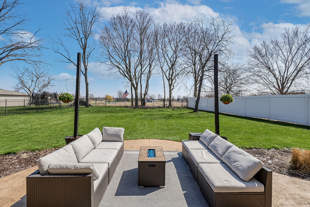 26511 S Overland Drive, Channahon, IL 60410