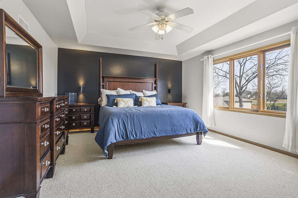 26511 S Overland Drive, Channahon, IL 60410