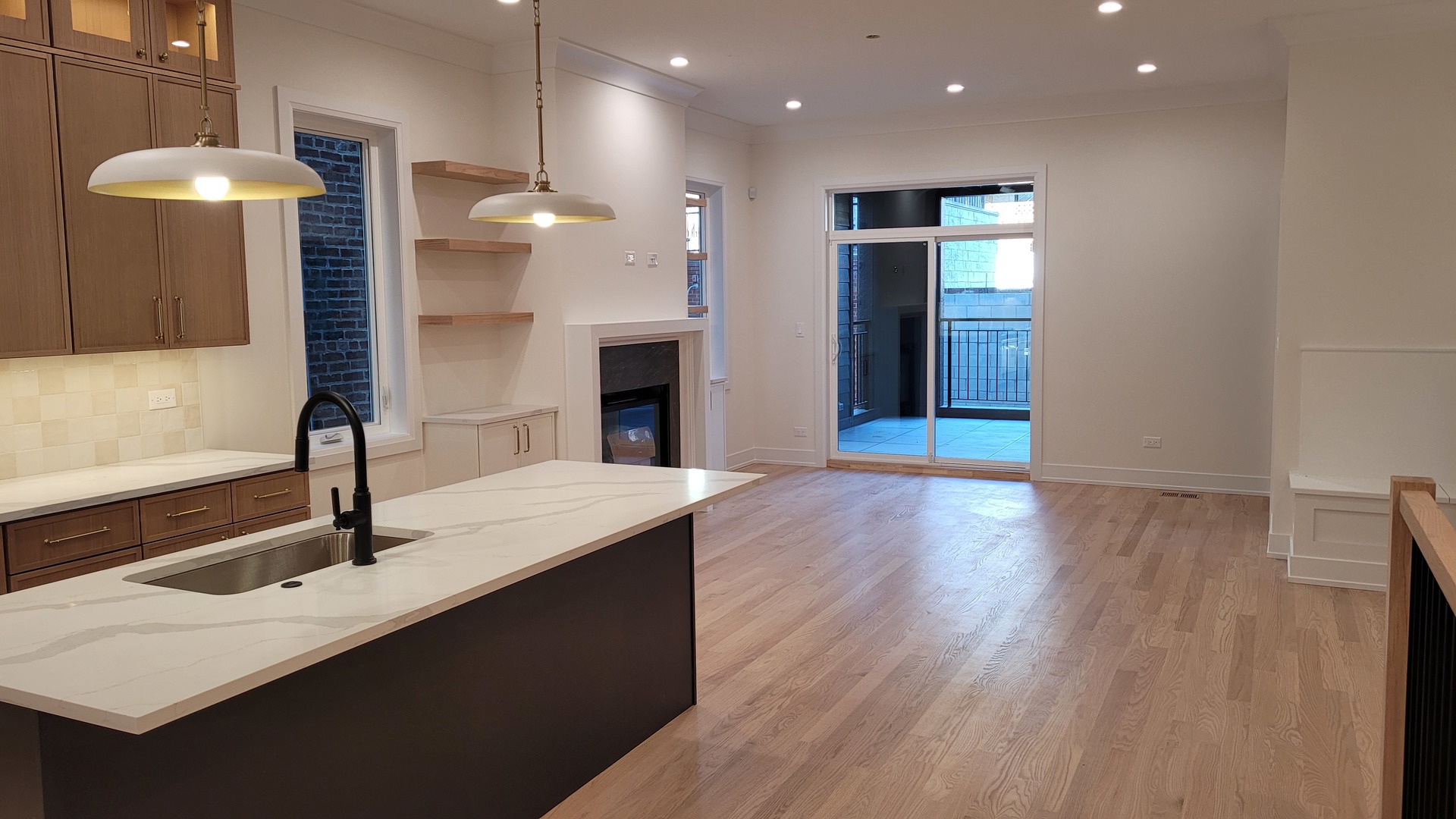 941 N Winchester Avenue #1, Chicago, IL 60622