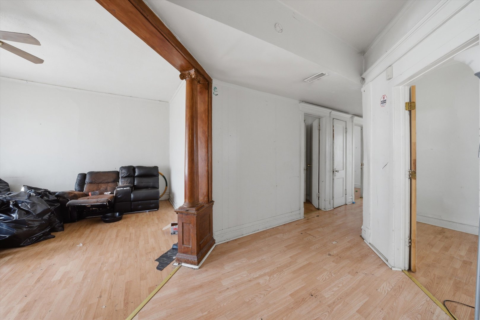 6140 S Rhodes Avenue, Chicago, IL 60637