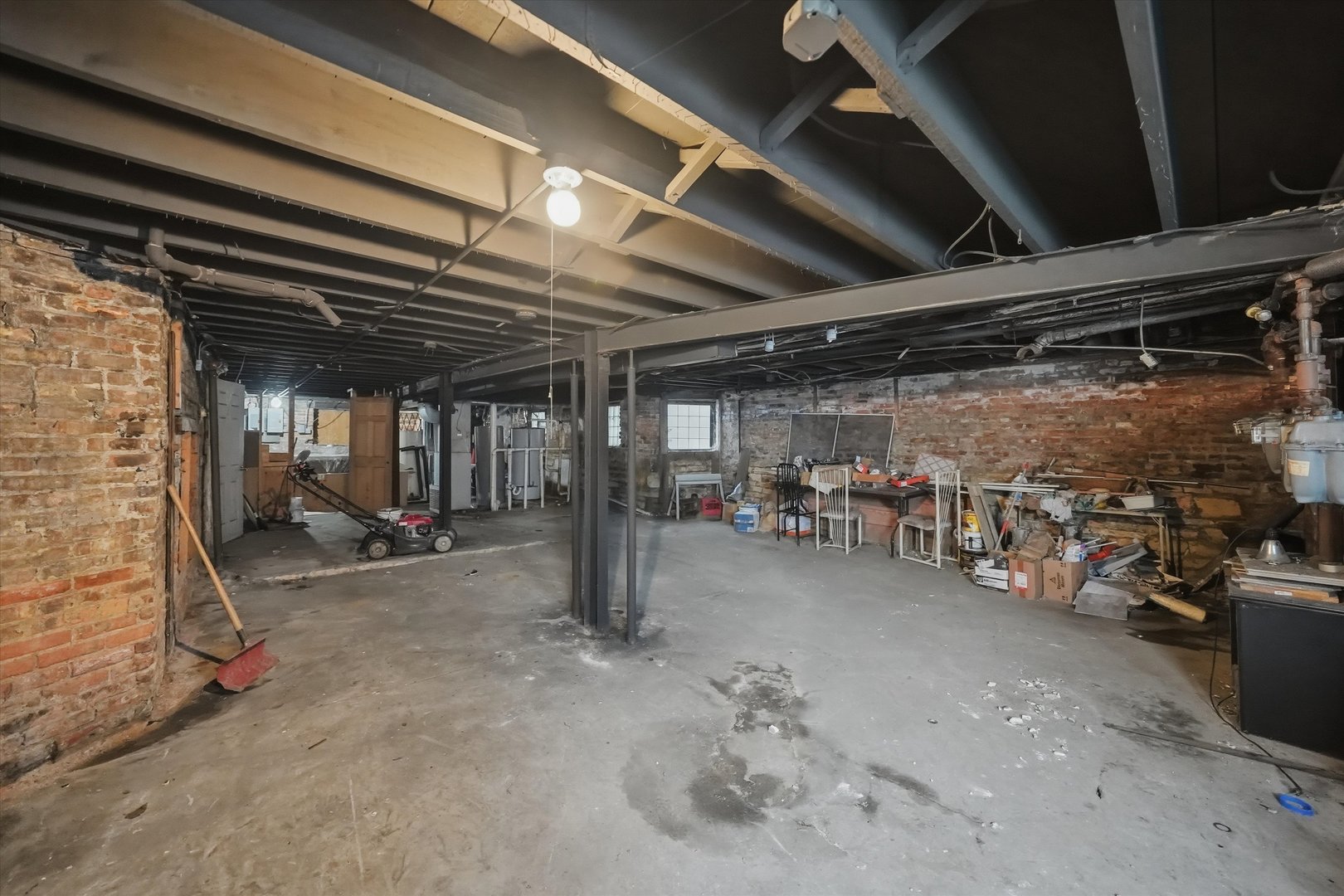 6140 S Rhodes Avenue, Chicago, IL 60637