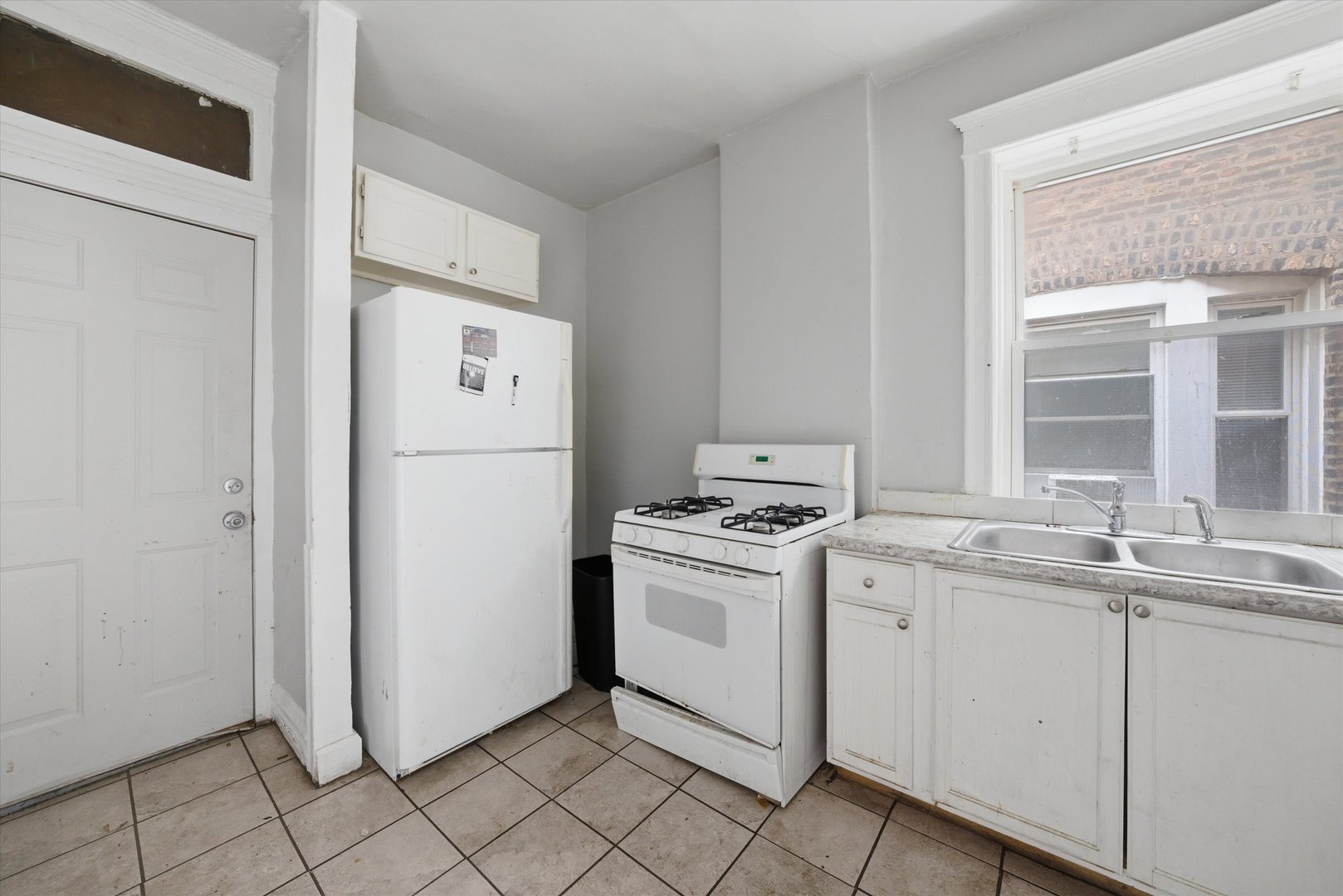 6140 S Rhodes Avenue, Chicago, IL 60637