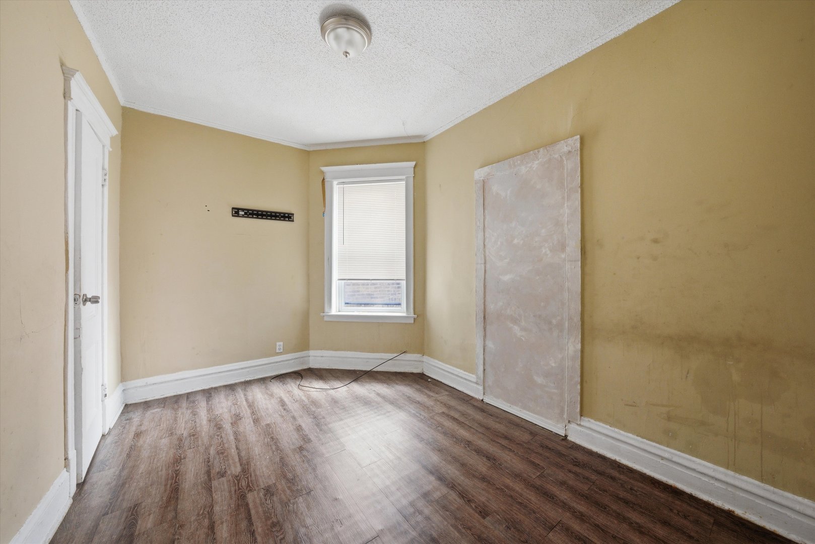 6140 S Rhodes Avenue, Chicago, IL 60637