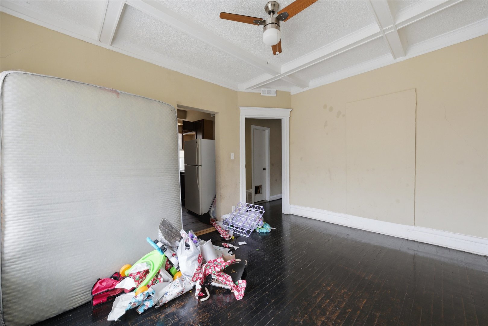 6140 S Rhodes Avenue, Chicago, IL 60637