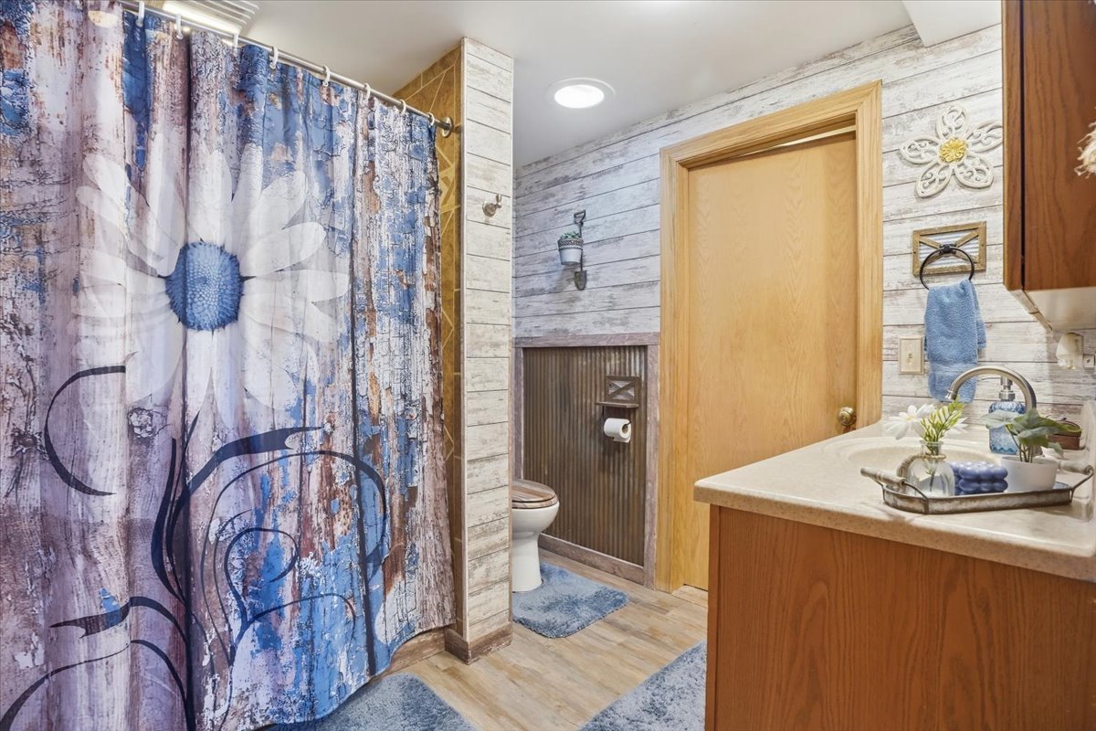 10606 W Eastwood Road, Beach Park, IL 60087