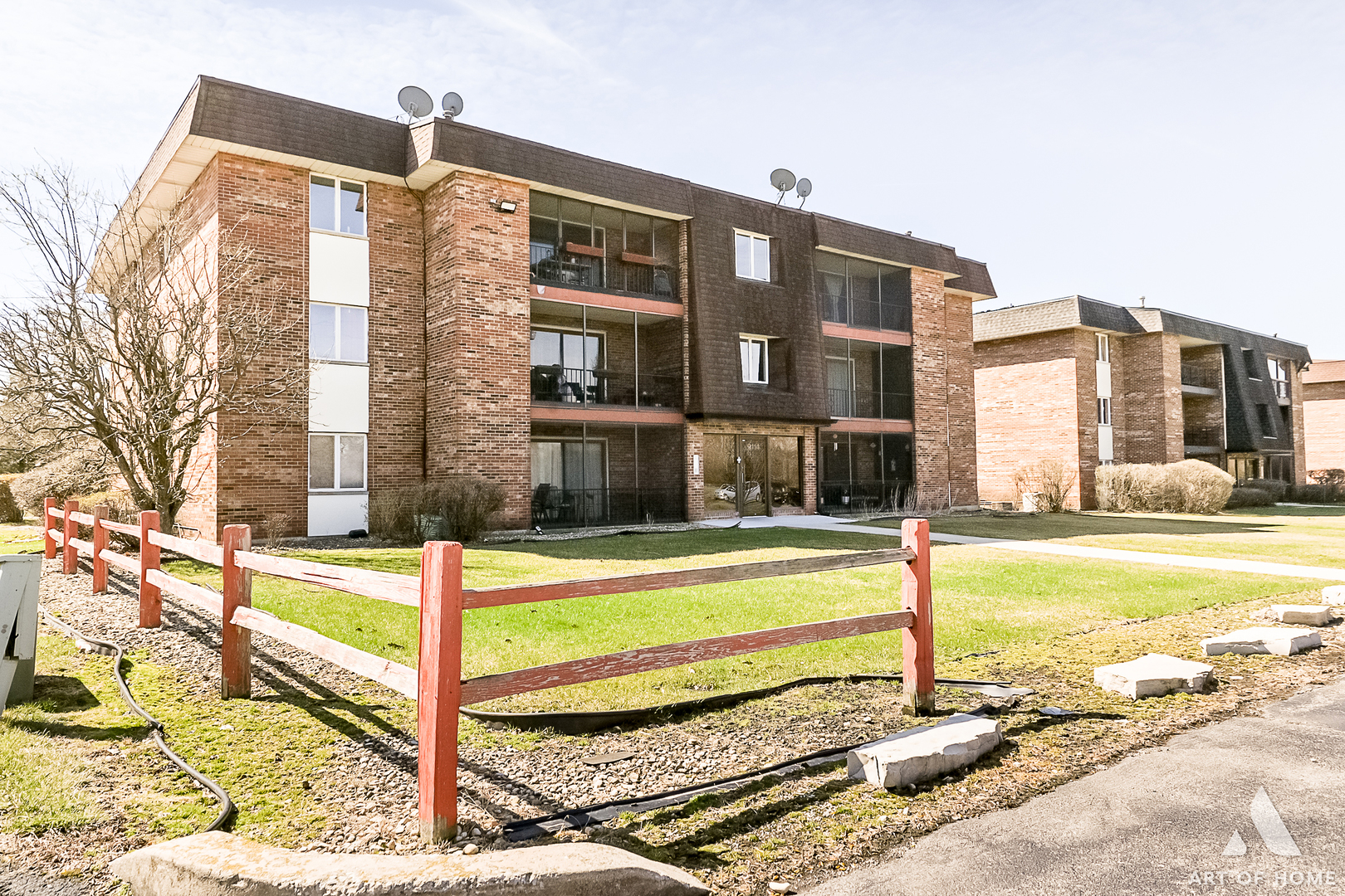 9114 W 140th Street #201, Orland Park, IL 60462