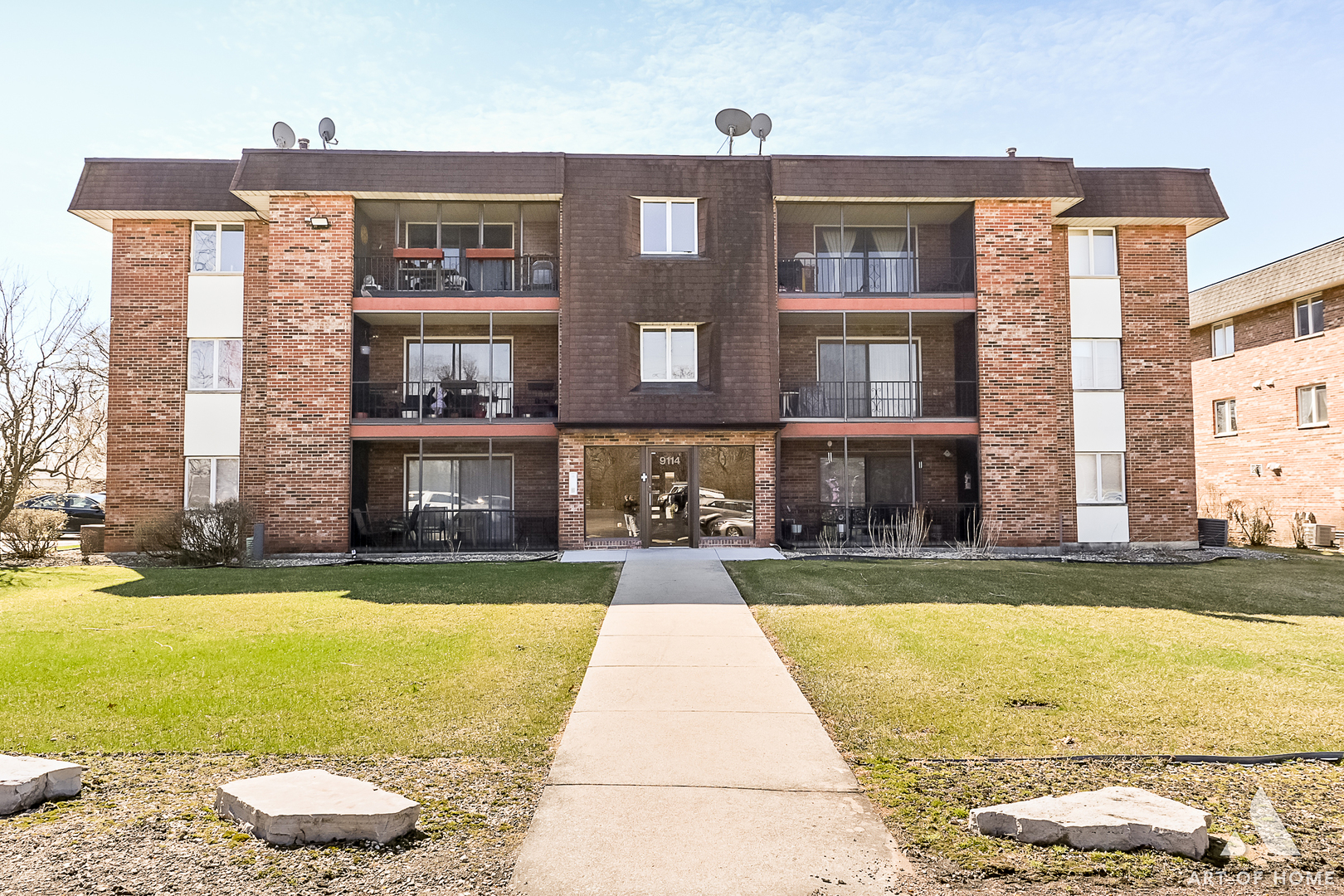 9114 W 140th Street #201, Orland Park, IL 60462