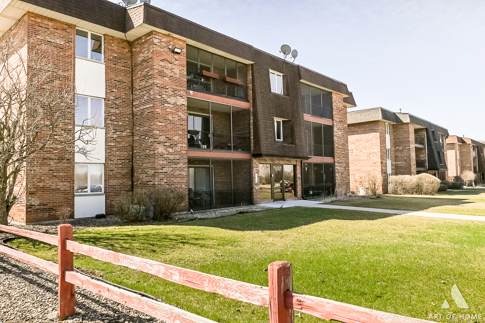 9114 W 140th Street #201, Orland Park, IL 60462