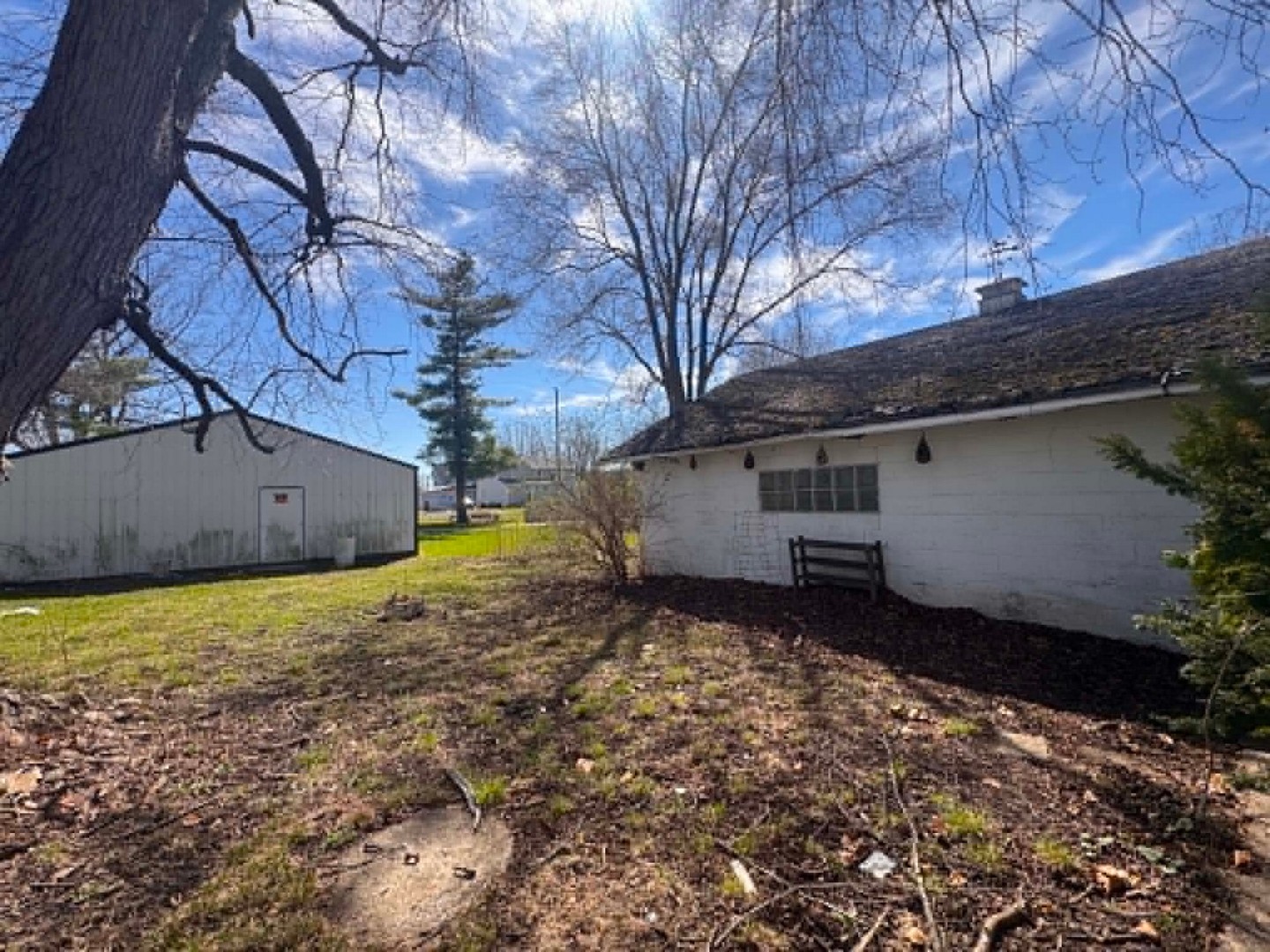 18 W Vine Street, Piper City, IL 60959