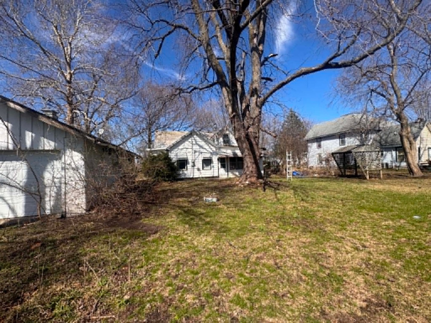 18 W Vine Street, Piper City, IL 60959