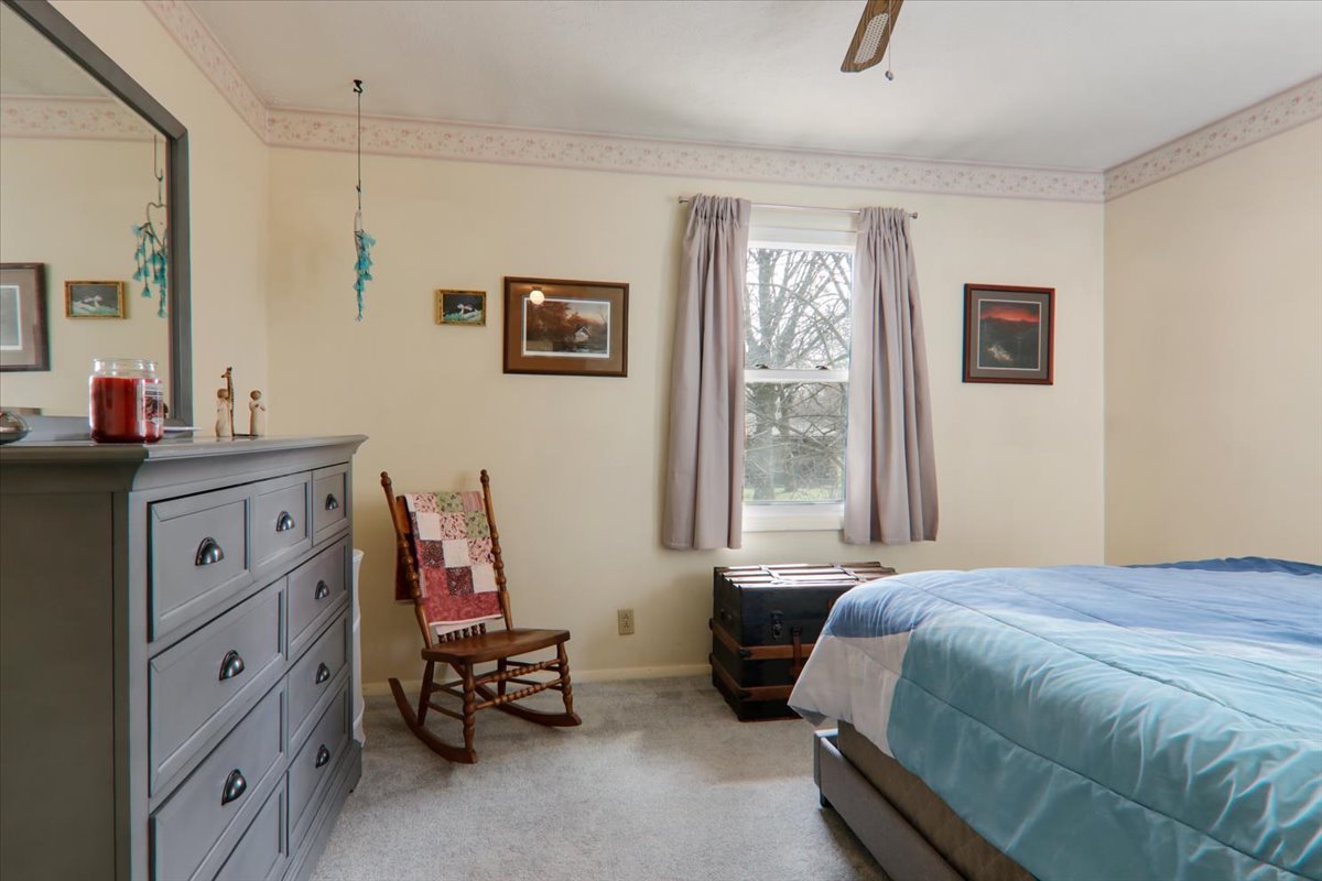 803 Towanda Barnes Road, Towanda, IL 61776