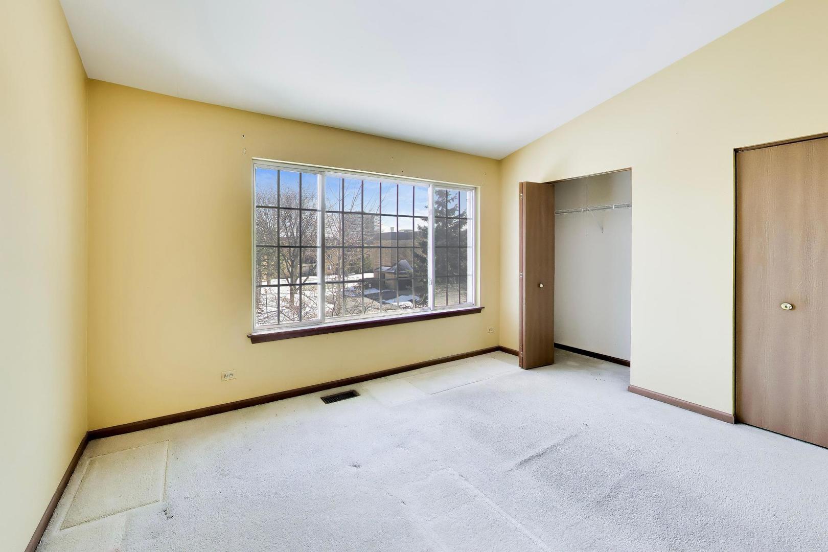 5576 Lavender Court, Rolling Meadows, IL 60008