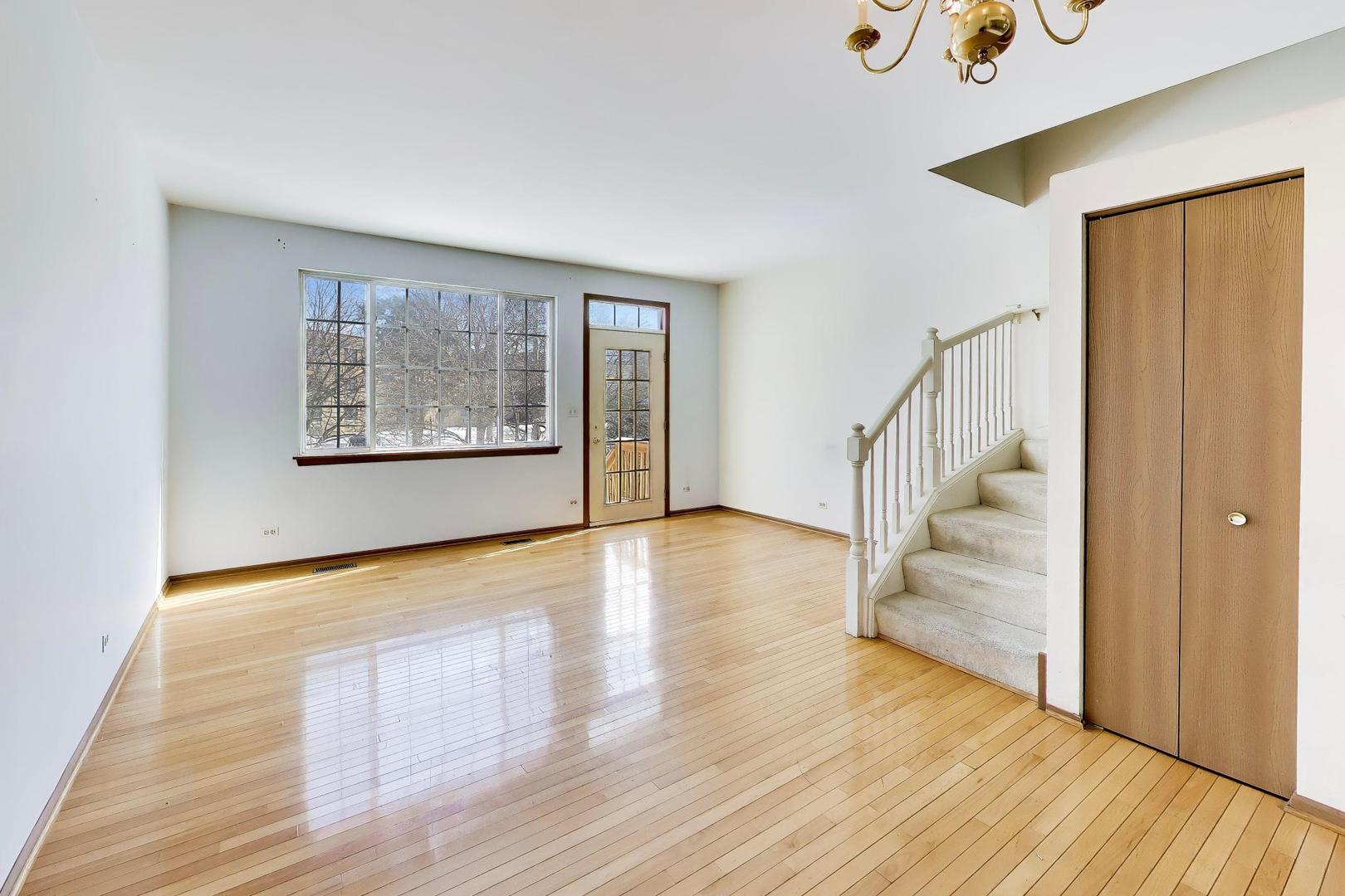 5576 Lavender Court, Rolling Meadows, IL 60008