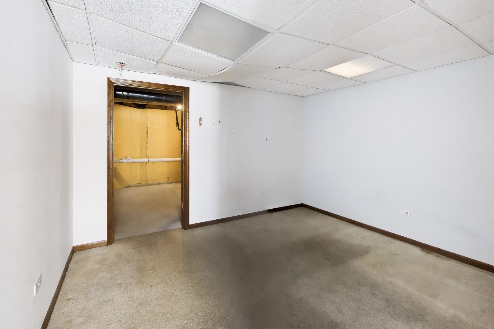 5576 Lavender Court, Rolling Meadows, IL 60008