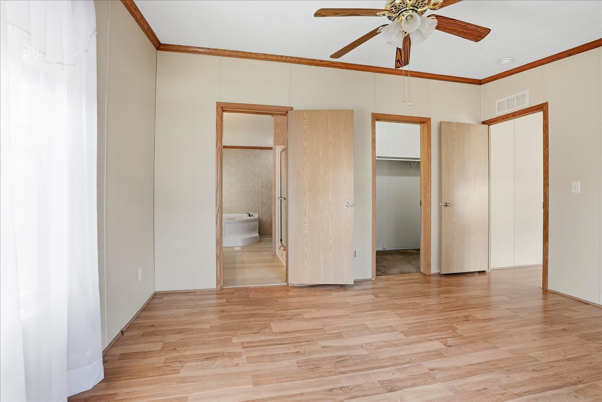 233 Avenue E Street, Bloomington, IL 61704