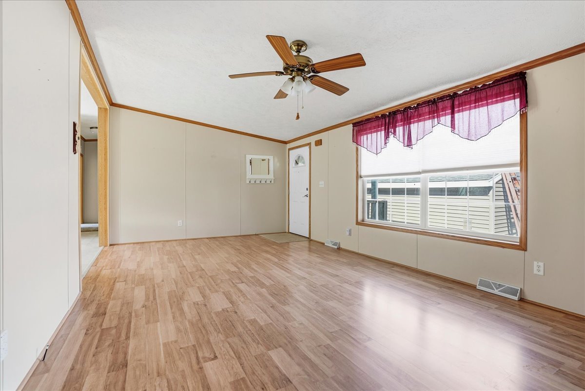 233 Avenue E Street, Bloomington, IL 61704