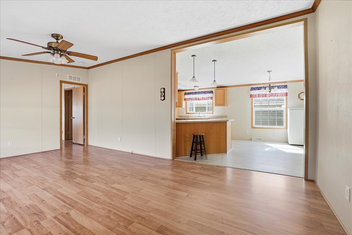 233 Avenue E Street, Bloomington, IL 61704