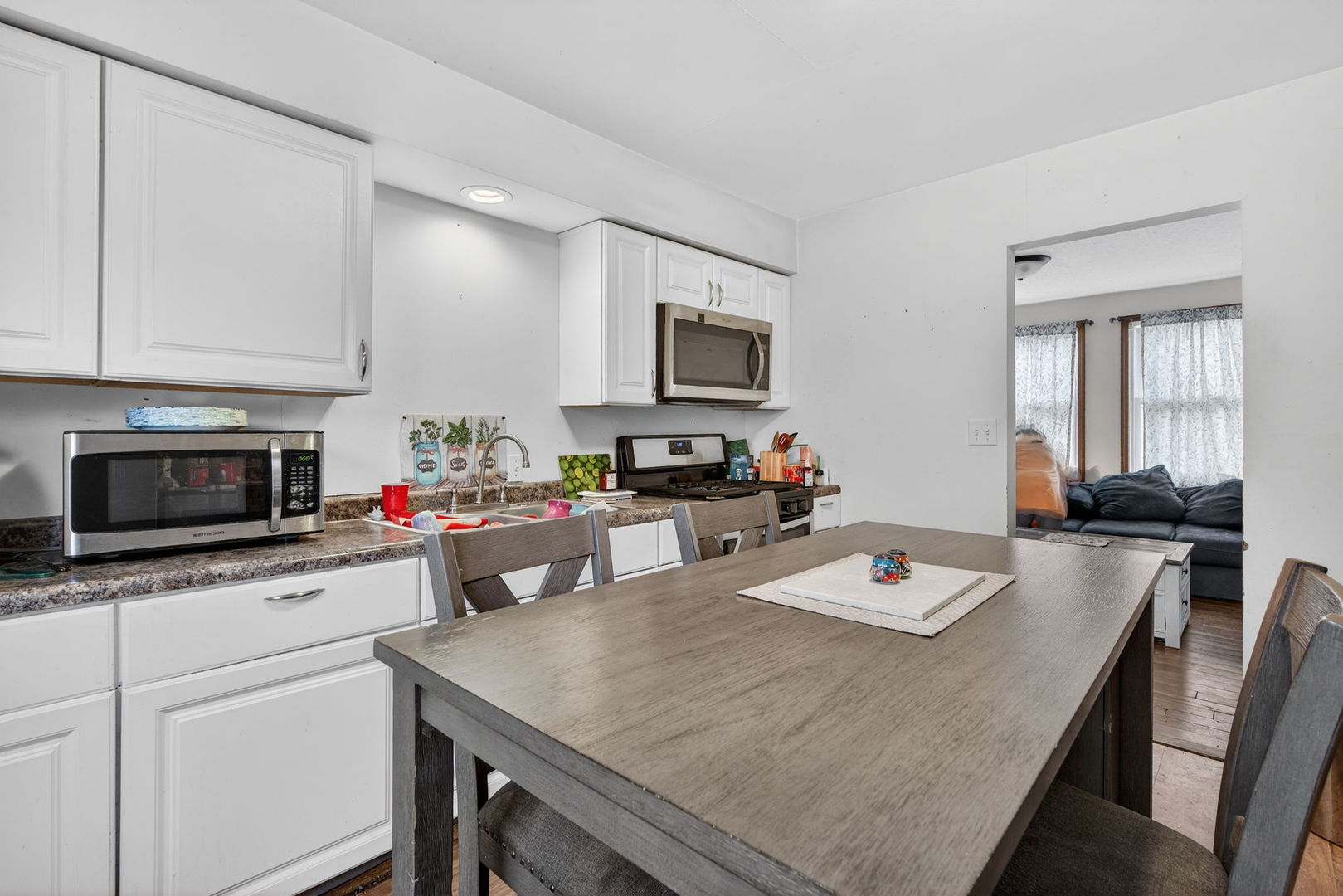 627 S Circle Drive, Wilmington, IL 60481