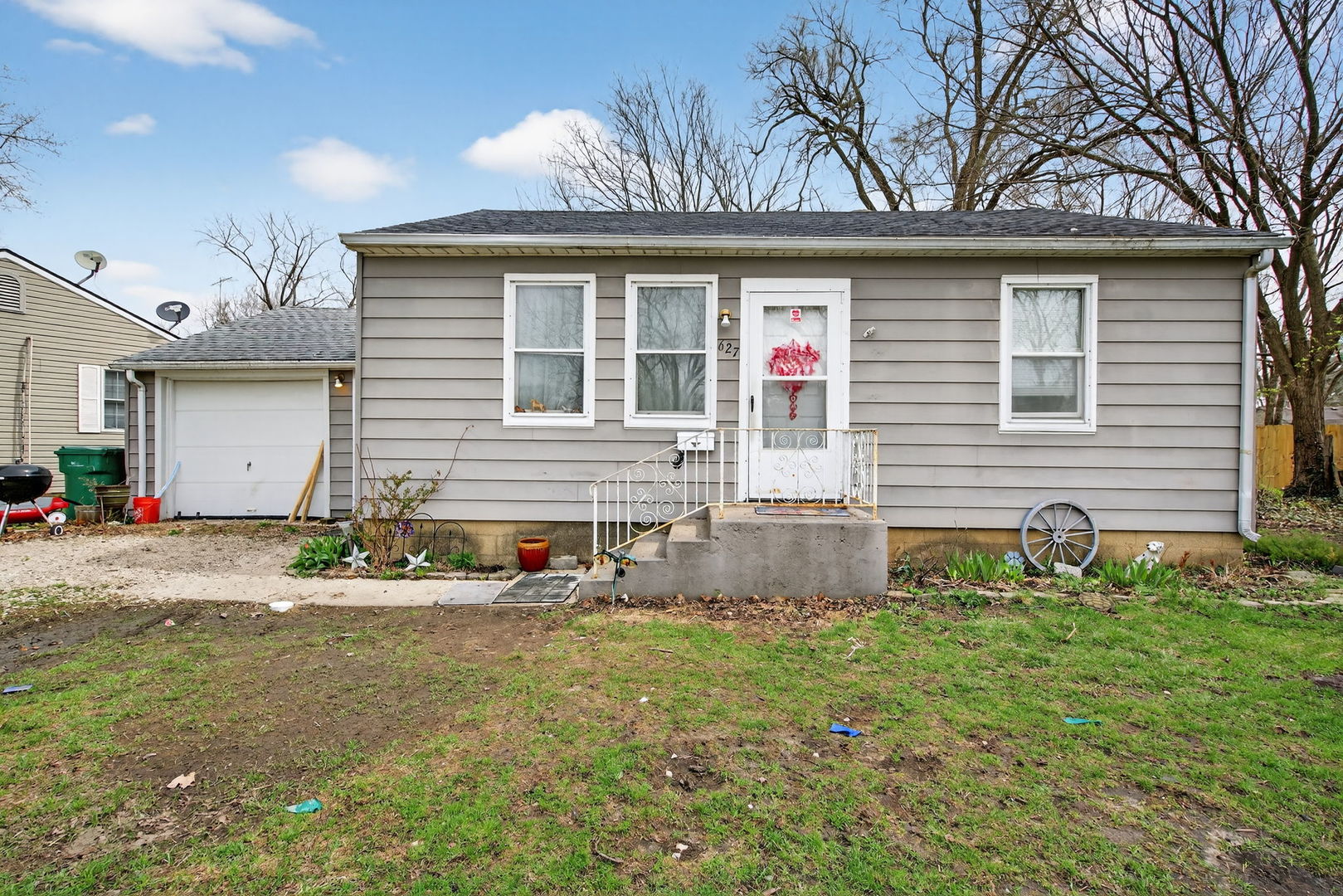 627 S Circle Drive, Wilmington, IL 60481